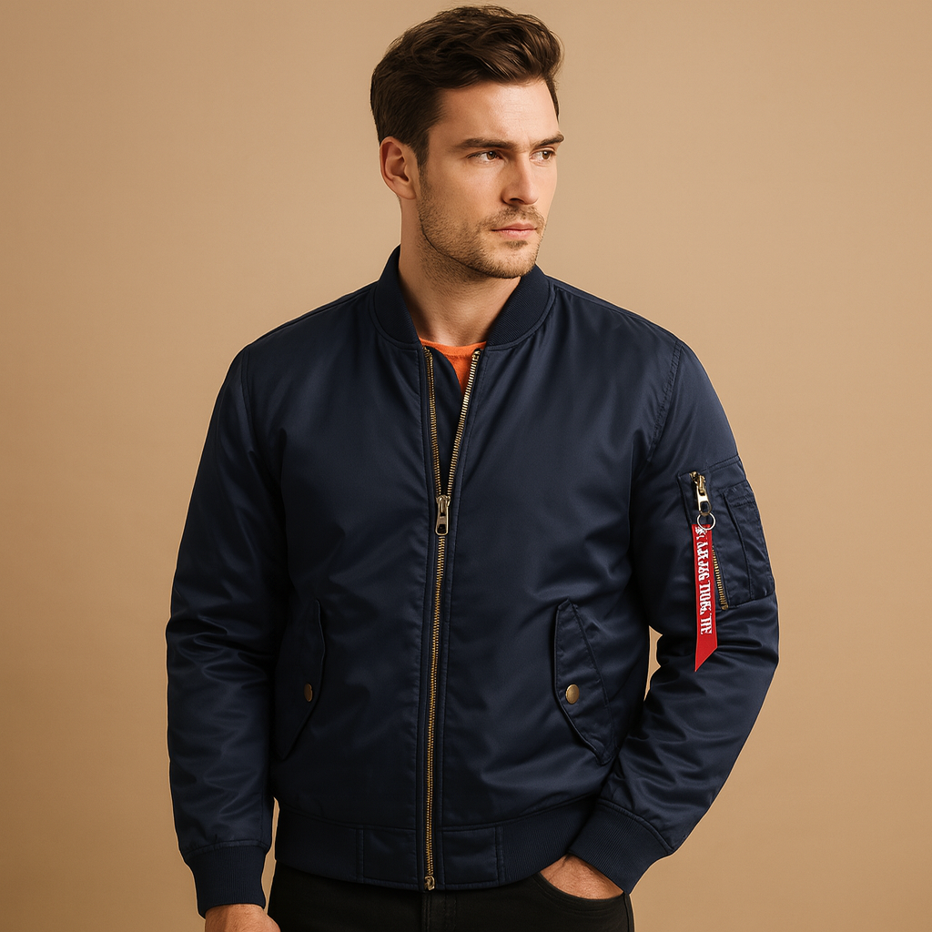 Men’s casual outdoor jacket with a lightweight, breathable design and weather-resistant finish, suitable for city wear and outdoor activities.