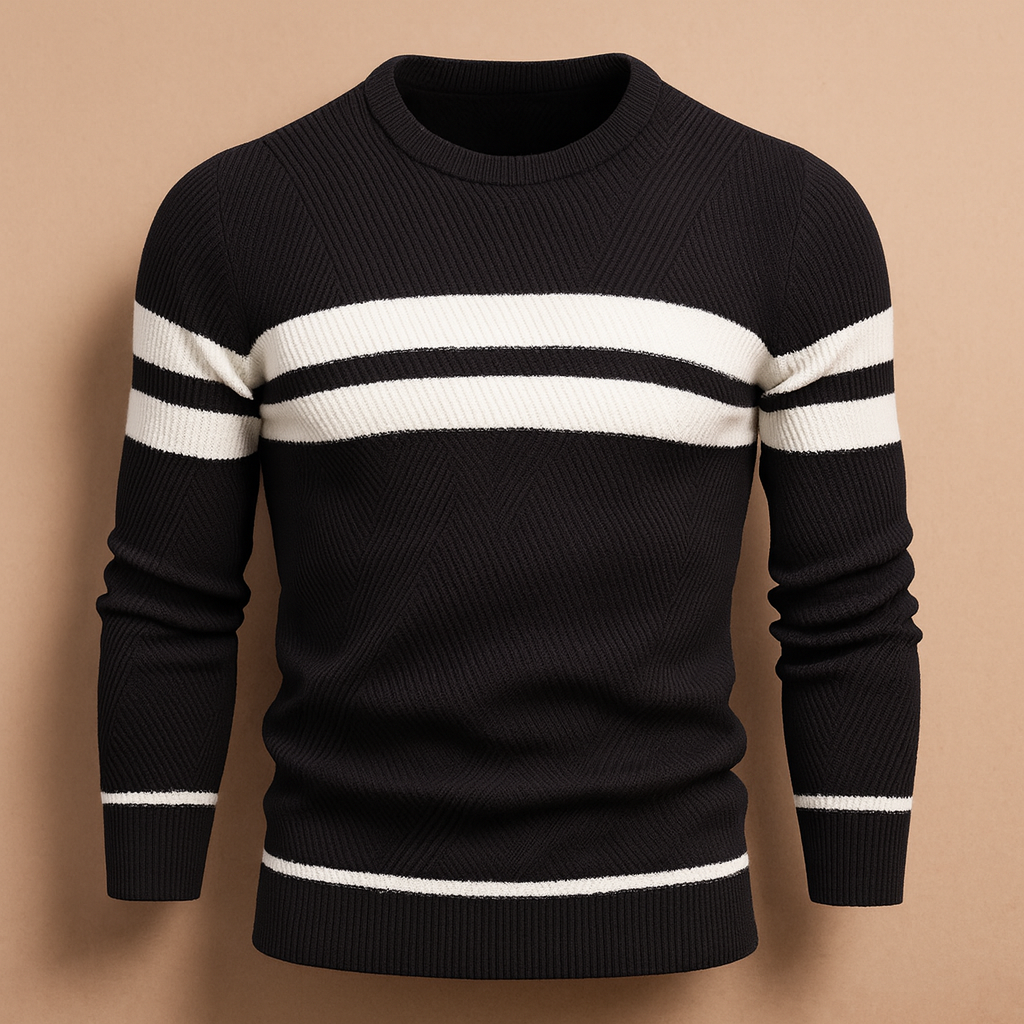 Casual round-neck sweater for men with soft fabric and comfortable fit, perfect for autumn and winter casual or everyday wear.