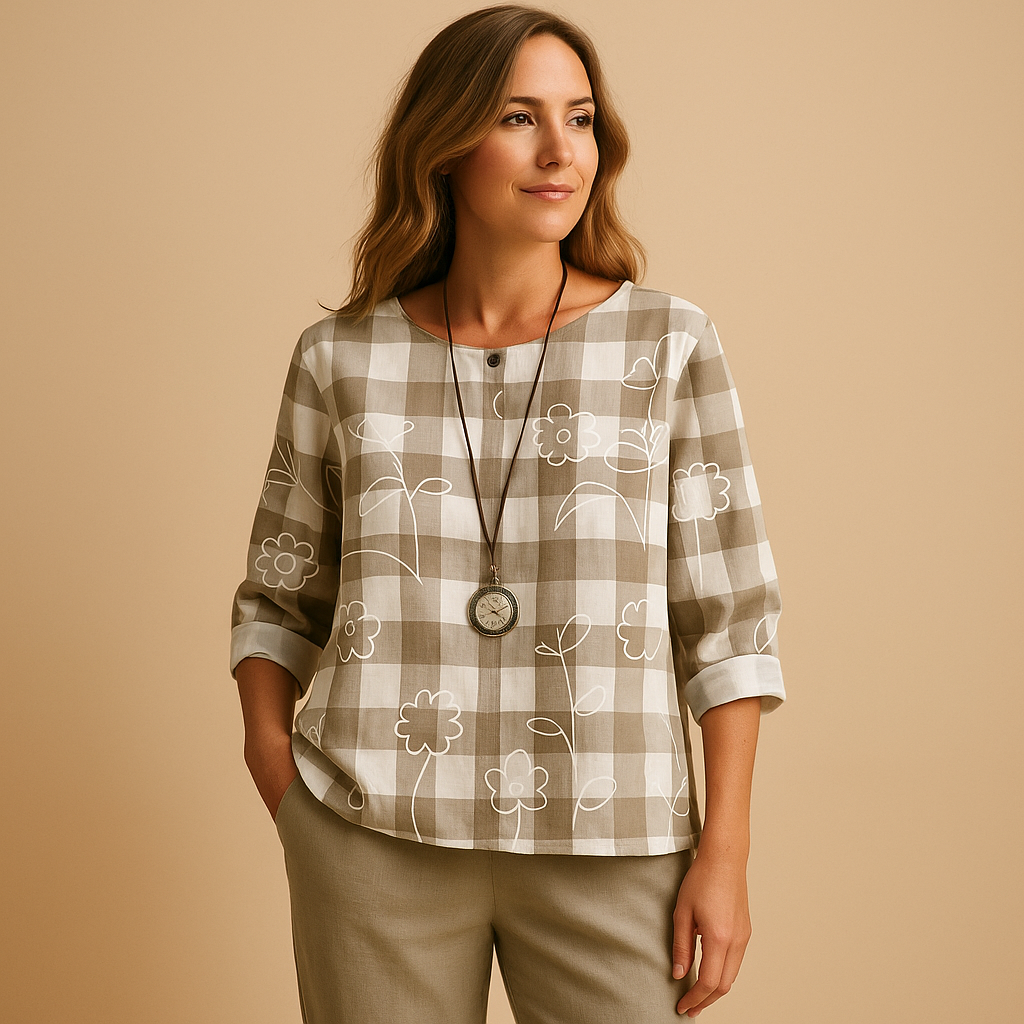 Light two-piece set for women with loose fit and elegant handmade details, perfect for spring, summer, and casual occasions.