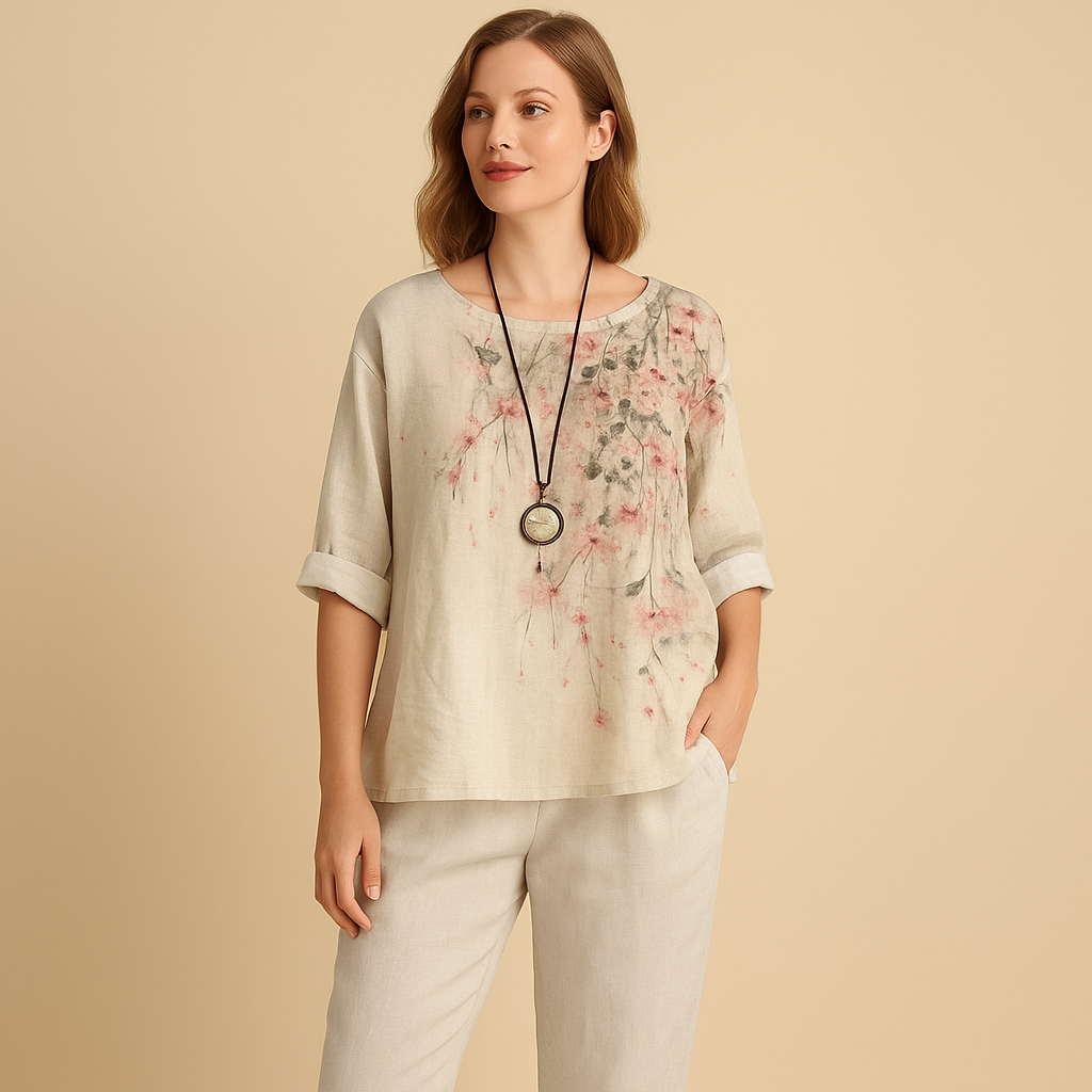 Light two-piece set for women with loose fit and elegant handmade details, perfect for spring, summer, and casual occasions.