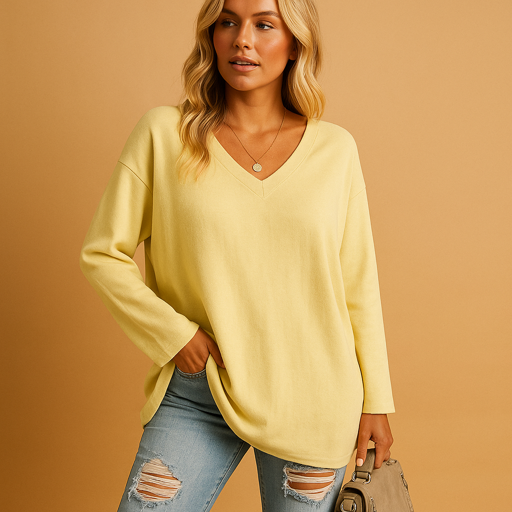Women’s summer top with a round neckline and loose fit, suitable for casual outings, warm days, and stylish summer outfits.