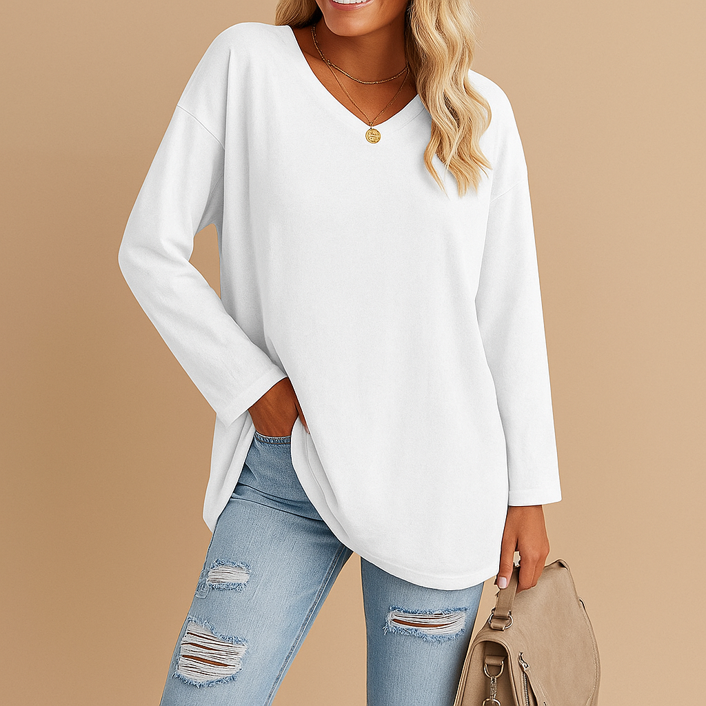 Women’s summer top with a round neckline and loose fit, suitable for casual outings, warm days, and stylish summer outfits.