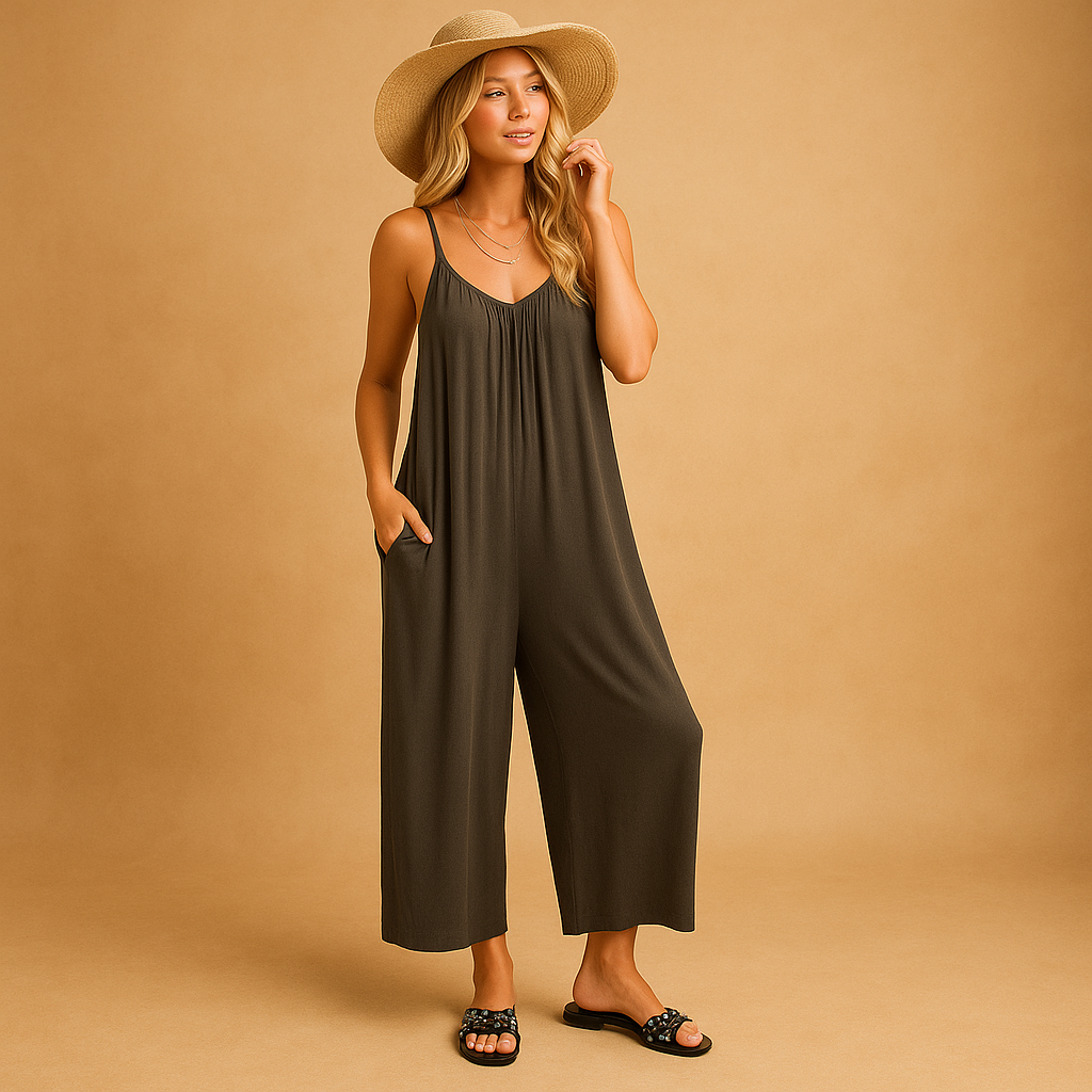 Women’s casual summer jumpsuit with adjustable straps and elastic waistband, ideal for holidays, parties, and relaxed summer days.