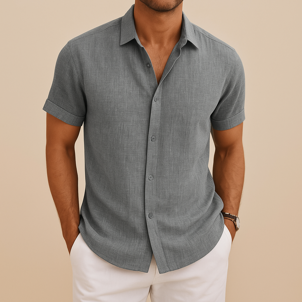Men’s classic long sleeve shirt with a tailored fit and timeless design, perfect for casual and semi-formal occasions.