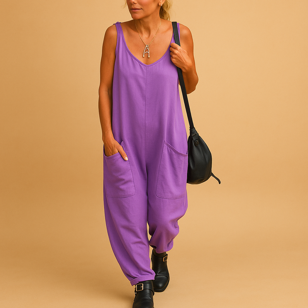 Women’s flowy summer dress with wide silhouette and lightweight fabric, perfect for sunny days, brunch, and casual outings.