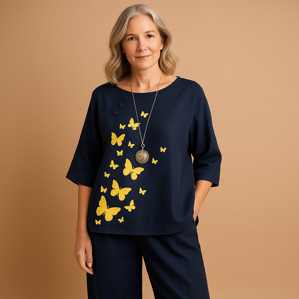 Light two-piece set for women with loose fit and elegant handmade details, perfect for spring, summer, and casual occasions.