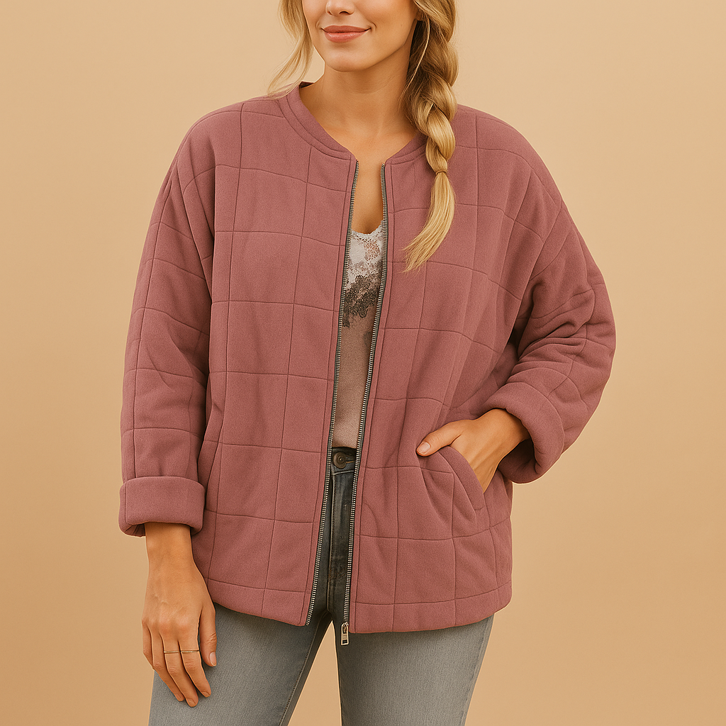 Women’s lightweight summer jacket with a tailored fit and side pockets, suitable for everyday wear, casual outfits, and seasonal layering.